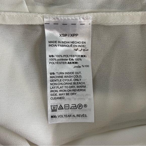 NWT White House Black Market V-Neck Tank Top Cami XSP Ecru Silver Embellishments - Picture 6 of 9